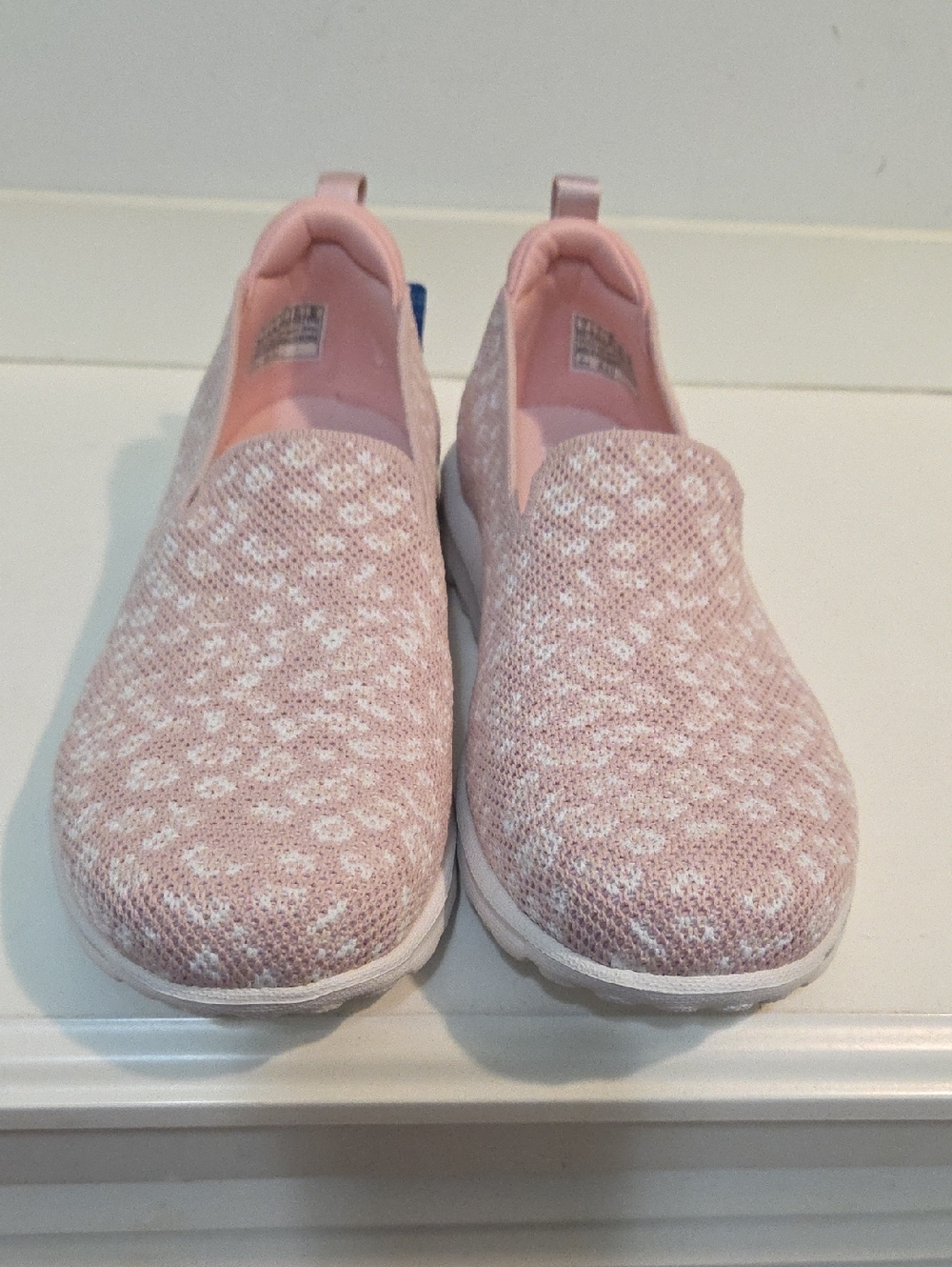 Skechers Pink Knit Slip-On Sneakers NWT Size 7